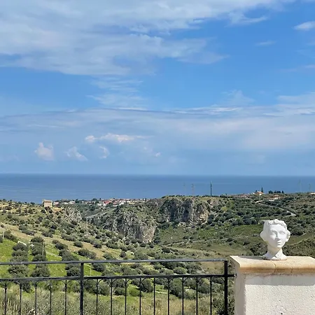 Tenute Armani The Castle Live An Experience Villa Altavilla Milicia